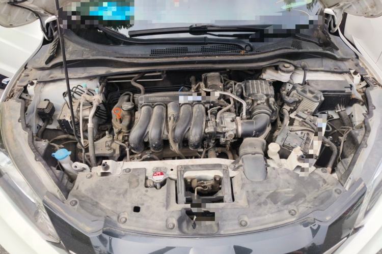 Used Honda Vezel 2017 1.5L CVT 2WD Comfort Model Engine Bay