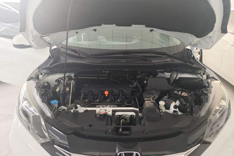 Used Honda Vezel 2017 1.8L CVT Front-Wheel Drive Pioneer Edition Engine Bay