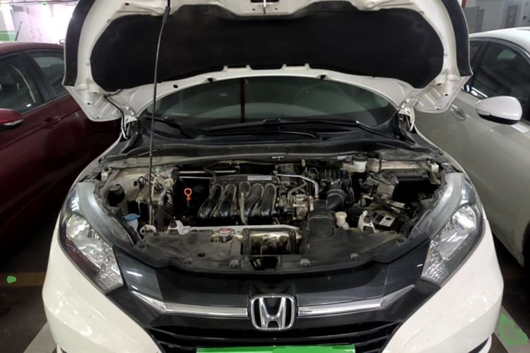 Used Honda Vezel 2017 1.5L CVT 2WD Comfort Model Engine Bay
