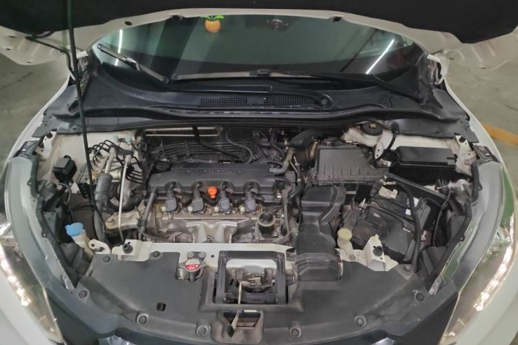 Used Honda Vezel 2017 1.8L CVT Front-Wheel Drive Pioneer Edition Engine Bay