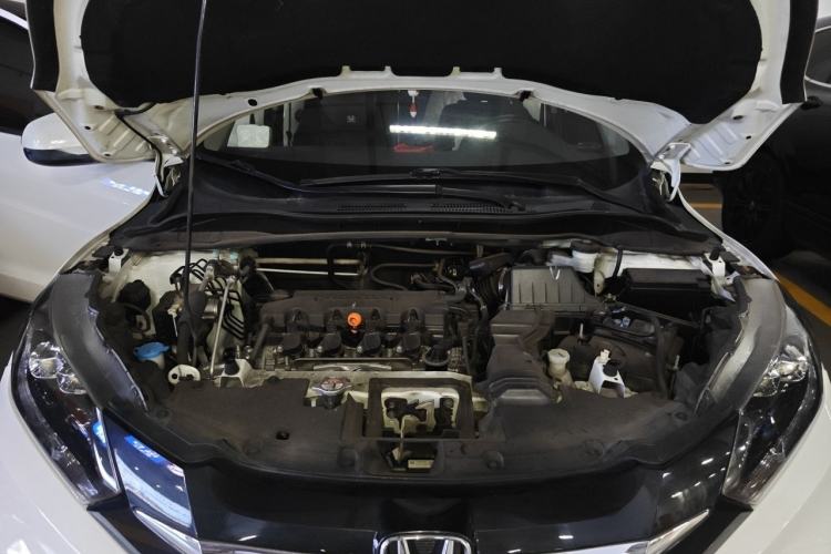 Used Honda Vezel 2017 1.8L CVT Front-Wheel Drive Pioneer Edition Engine Bay