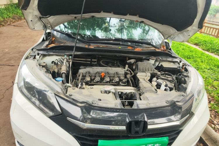 Used Honda Vezel 2017 1.8L CVT Front-Wheel Drive Pioneer Edition Engine Bay