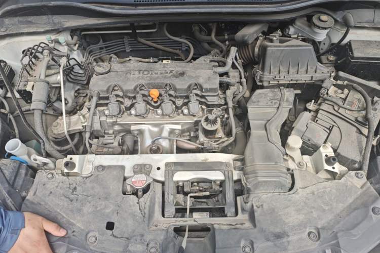 Used Honda Vezel 2017 1.8L CVT Front-Wheel Drive Pioneer Edition Engine Bay