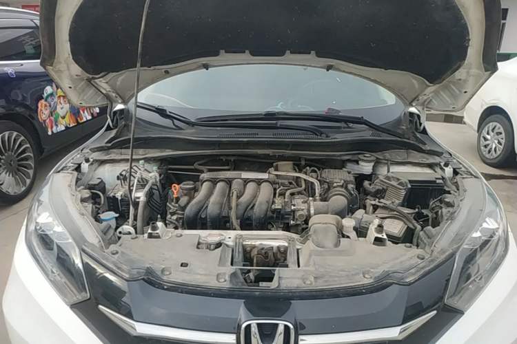Used Honda Vezel 2017 1.5L CVT 2WD Comfort Model Engine Bay