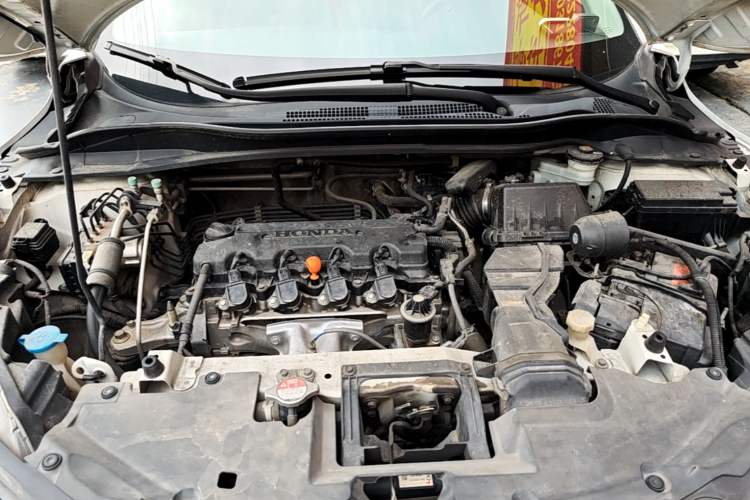 Used Honda Vezel 2017 1.8L CVT Front-Wheel Drive Pioneer Edition Engine Bay