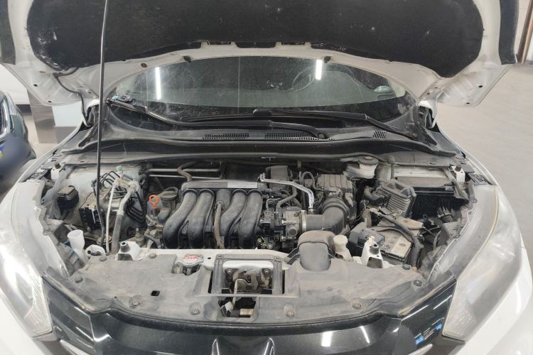 Used Honda Vezel 2017 1.5L CVT 2WD Comfort Model Engine Bay