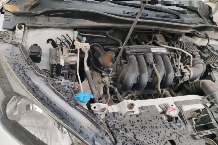 Used Honda Vezel 2017 1.5L CVT 2WD Comfort Model Engine Bay Right