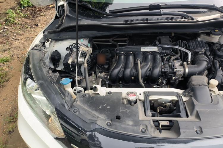 Used Honda Vezel 2017 1.5L CVT 2WD Comfort Model Engine Bay Right