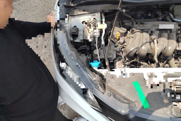 Used Honda Vezel 2017 1.5L CVT 2WD Comfort Model Engine Bay Right