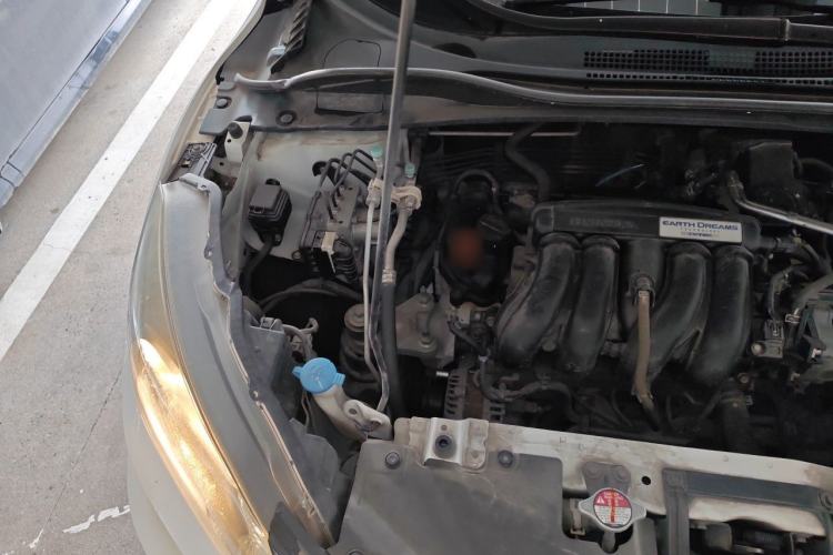 Used Honda Vezel 2017 1.5L CVT 2WD Comfort Model Engine Bay Right