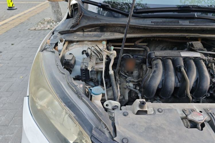Used Honda Vezel 2017 1.5L CVT 2WD Comfort Model Engine Bay Right