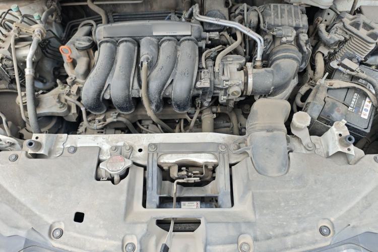 Used Honda Vezel 2017 1.5L CVT 2WD Comfort Model Engine Bay