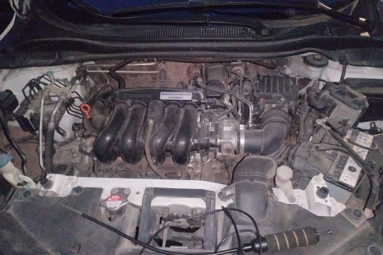 Used Honda Vezel 2017 1.5L CVT 2WD Comfort Model Engine Bay