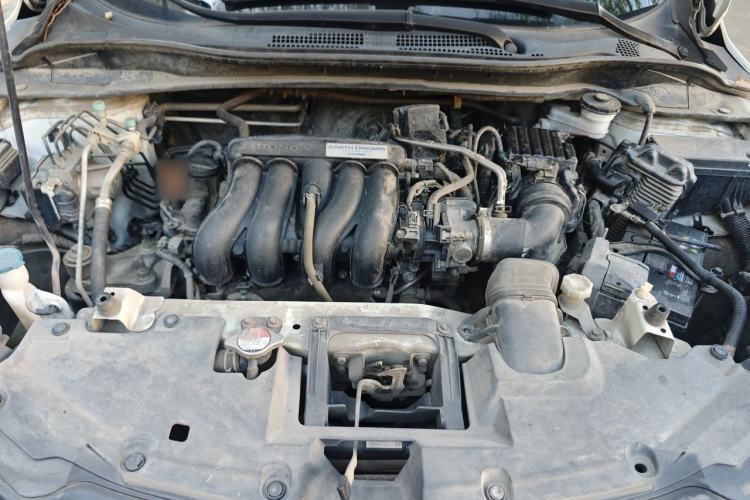 Used Honda Vezel 2017 1.5L CVT 2WD Comfort Model Engine Bay