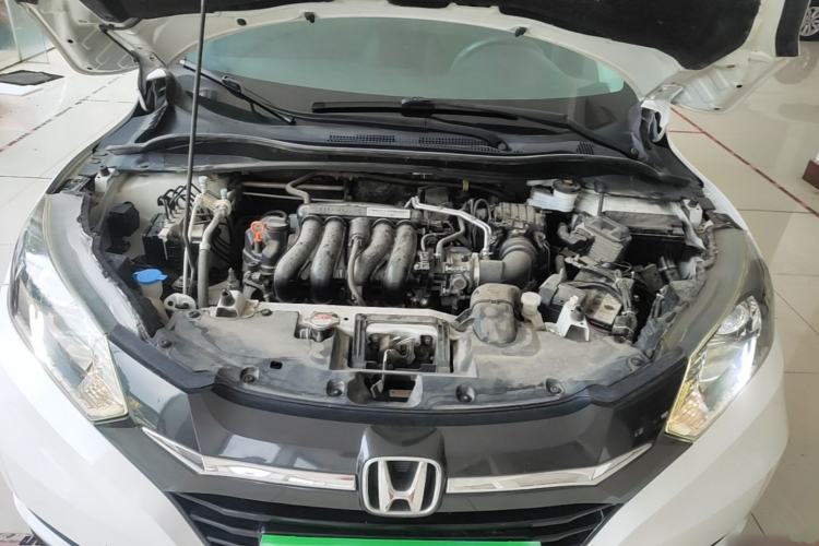 Used Honda Vezel 2017 1.5L CVT 2WD Comfort Model Engine Bay