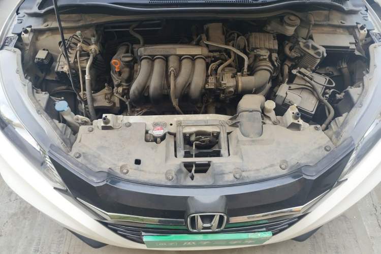 Used Honda Vezel 2017 1.5L CVT 2WD Comfort Model Engine Bay