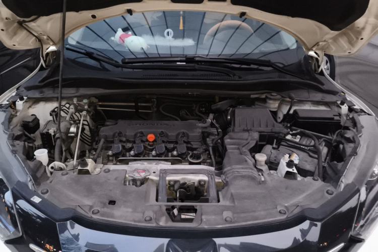 Used Honda Vezel 2017 1.8L CVT Front-Wheel Drive Pioneer Edition Engine Bay