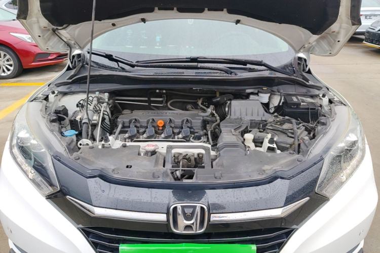 Used Honda Vezel 2017 1.8L CVT Front-Wheel Drive Pioneer Edition Engine Bay