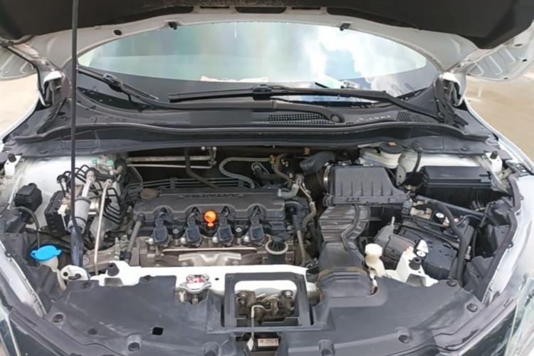 Used Honda Vezel 2017 1.8L CVT Front-Wheel Drive Pioneer Edition Engine Bay