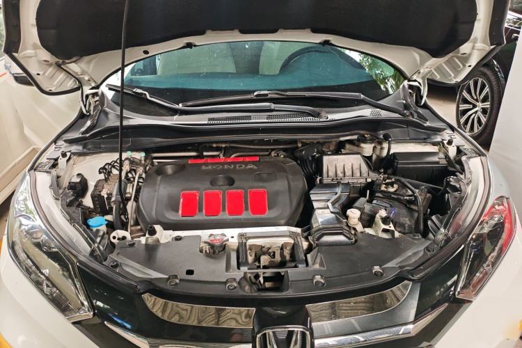 Used Honda Vezel 2017 1.8L CVT Front-Wheel Drive Pioneer Edition Engine Bay