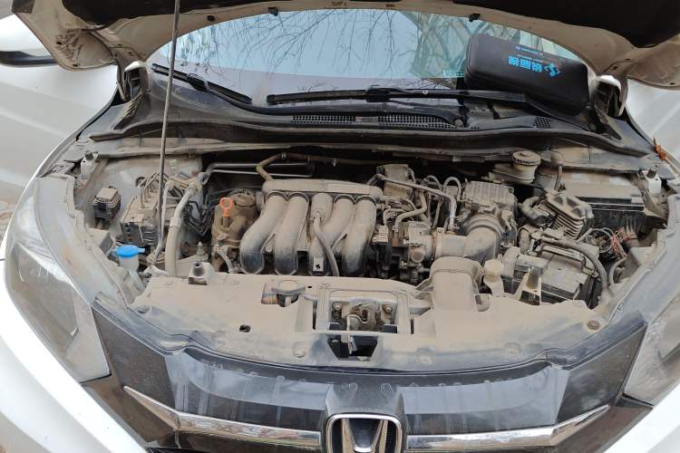 Used Honda Vezel 2017 1.5L CVT 2WD Comfort Model Engine Bay