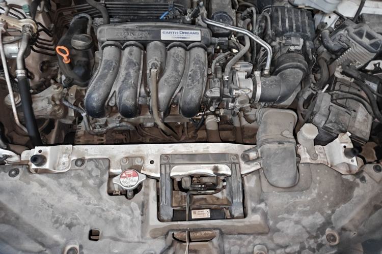 Used Honda Vezel 2017 1.5L CVT 2WD Comfort Model Engine Bay