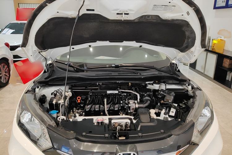 Used Honda Vezel 2017 1.5L CVT 2WD Comfort Model Engine Bay
