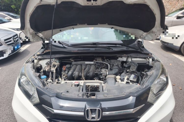 Used Honda Vezel 2017 1.5L CVT 2WD Comfort Model Engine Bay