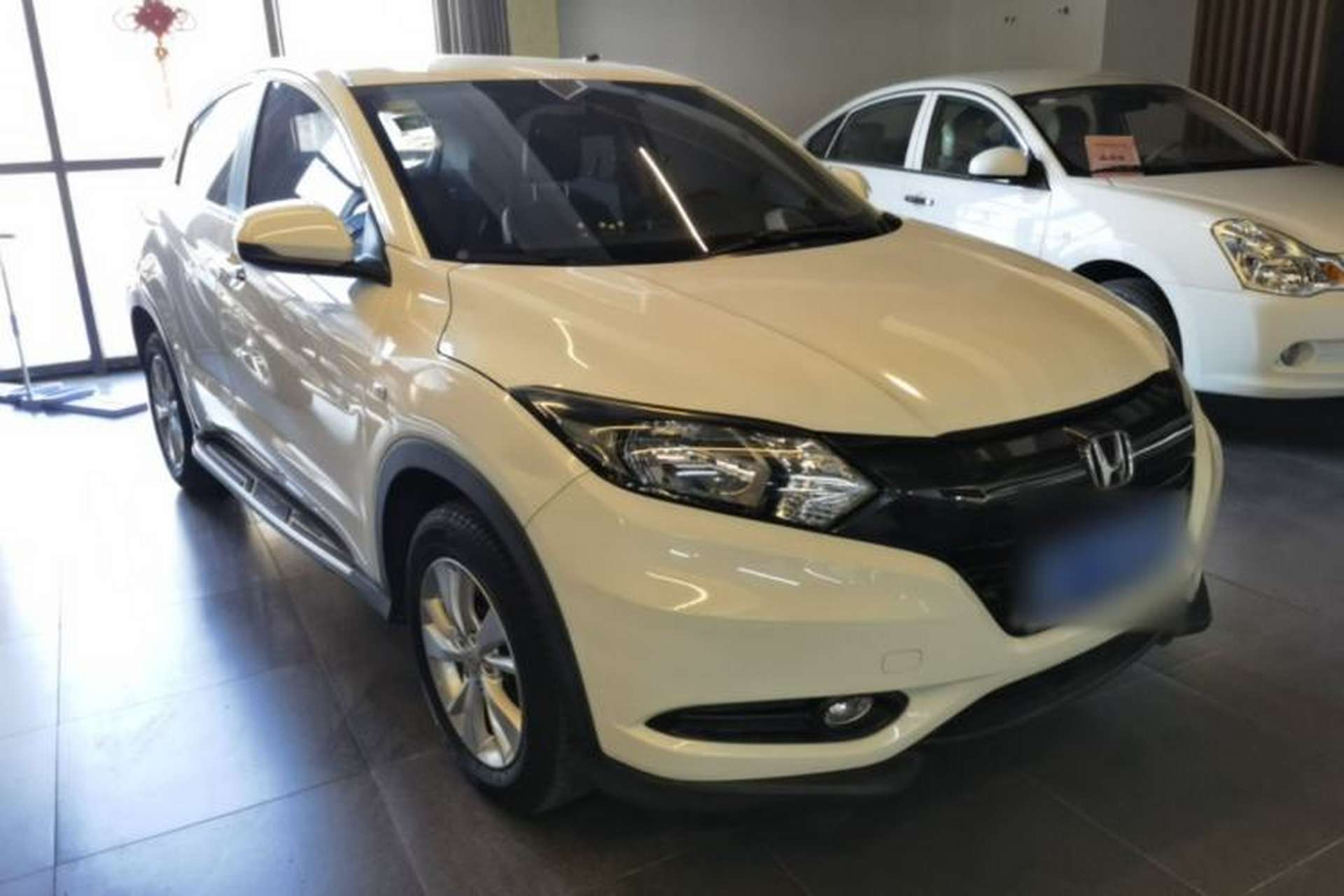 Used Honda Vezel 2017 1.5L CVT 2WD Comfort Model Exterior 1