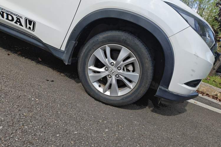 Used Honda Vezel 2017 1.5L CVT 2WD Comfort Model Exterior 1