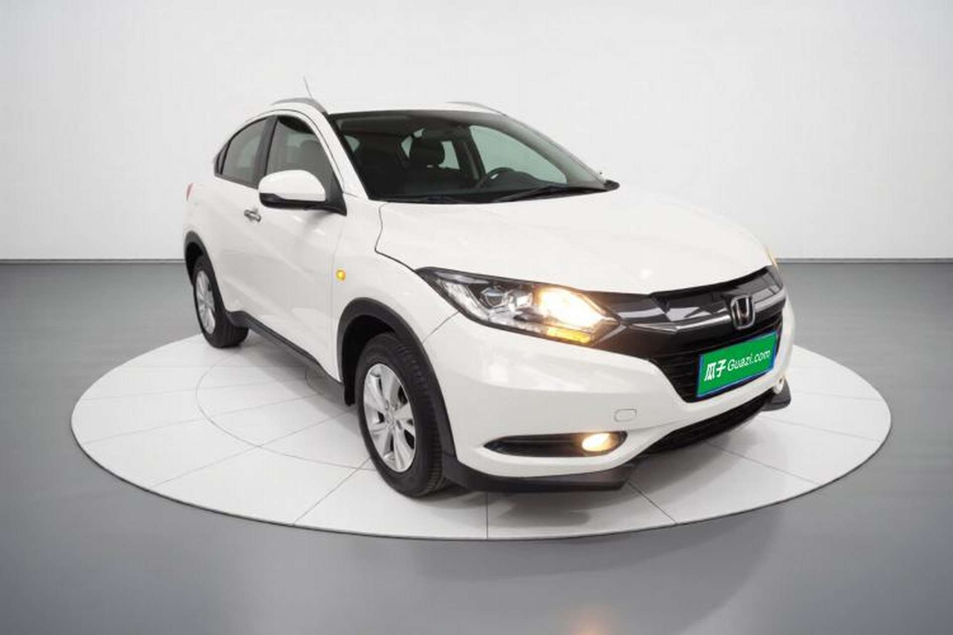 Used Honda Vezel 2017 1.5L CVT 2WD Comfort Model Exterior 1