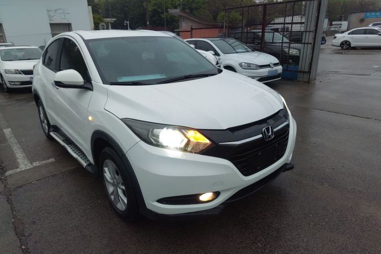 Used Honda Vezel 2017 1.5L CVT 2WD Comfort Model Exterior 1