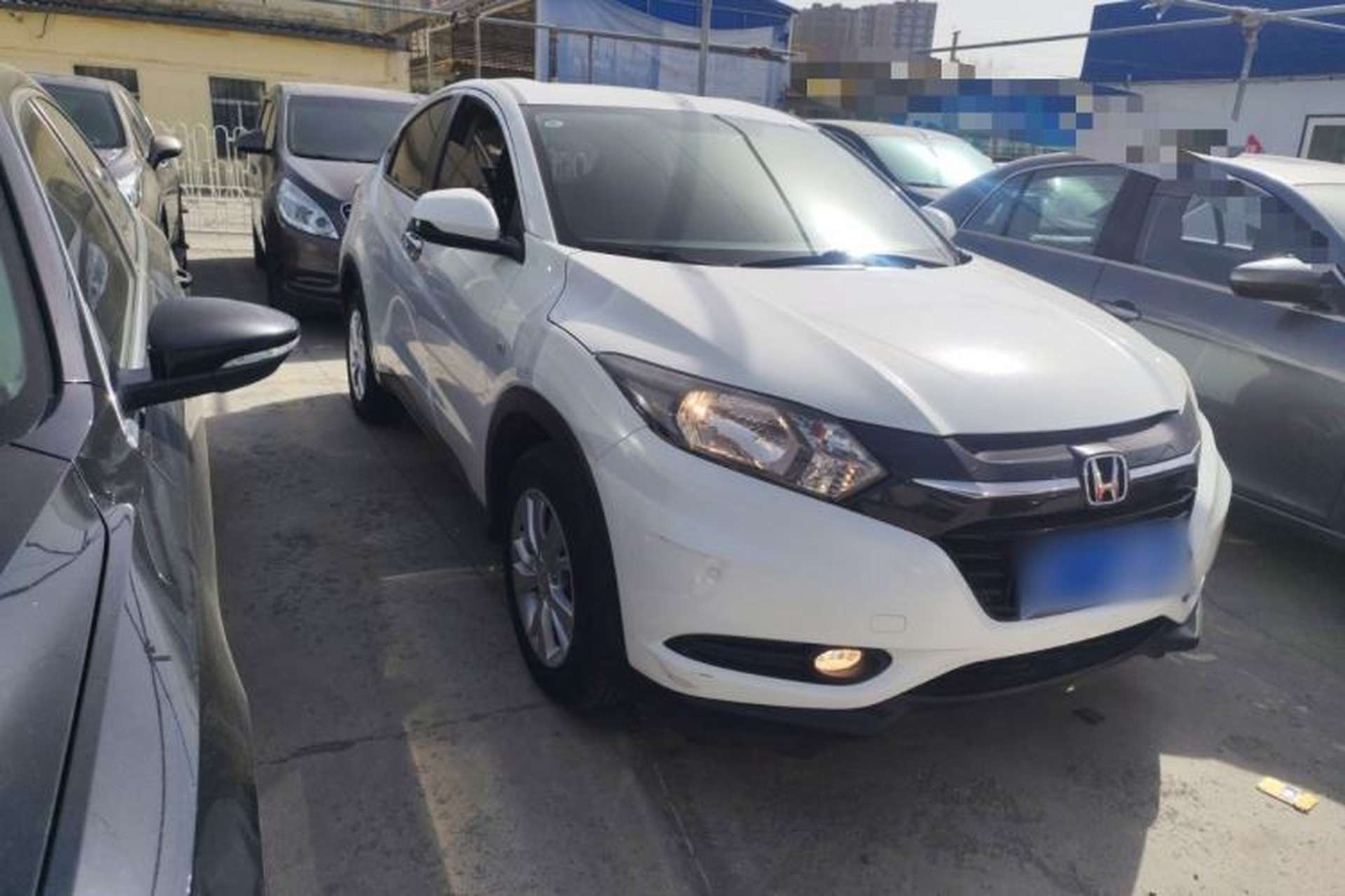 Used Honda Vezel 2017 1.5L CVT 2WD Comfort Model Exterior 1