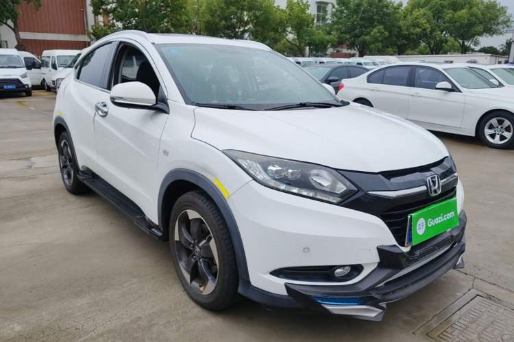 Used Honda Vezel 2017 1.8L CVT Front-Wheel Drive Pioneer Edition Exterior 1