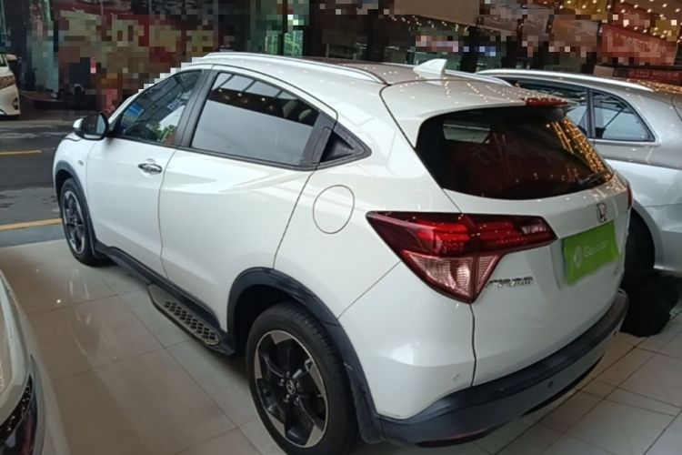 Used Honda Vezel 2017 1.8L CVT Front-Wheel Drive Pioneer Edition Exterior 2