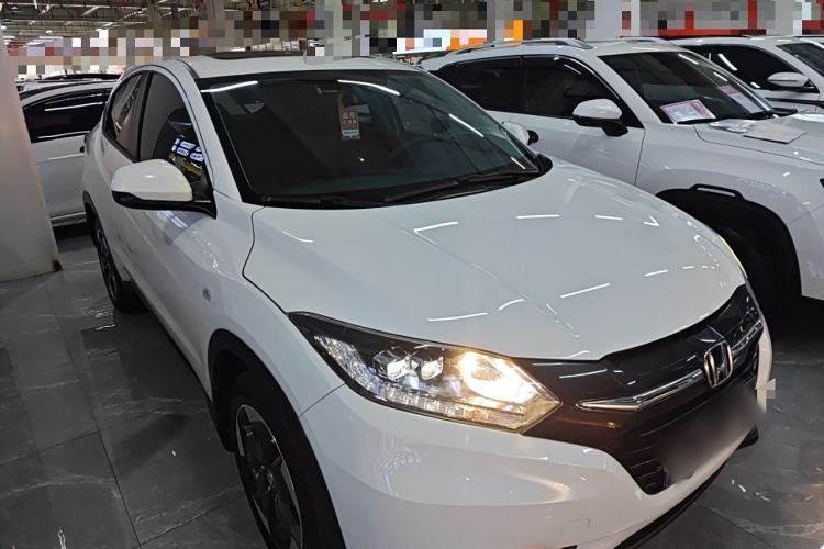 Used Honda Vezel 2017 1.8L CVT Front-Wheel Drive Pioneer Edition Exterior 2