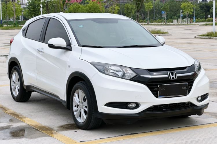 Used Honda Vezel 2017 1.5L CVT 2WD Comfort Model Exterior 2