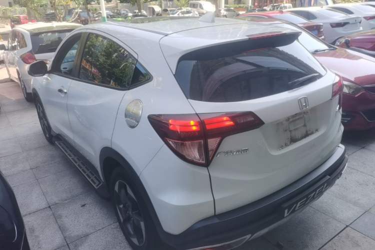 Used Honda Vezel 2017 1.8L CVT Front-Wheel Drive Pioneer Edition Exterior 2