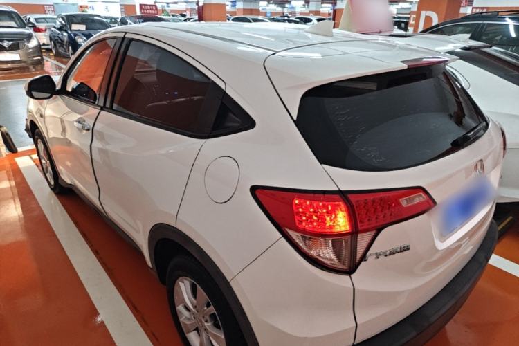 Used Honda Vezel 2017 1.5L CVT 2WD Comfort Model Exterior 2
