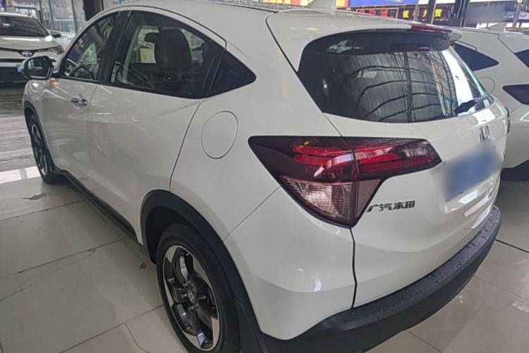 Used Honda Vezel 2017 1.8L CVT Front-Wheel Drive Pioneer Edition Exterior 2