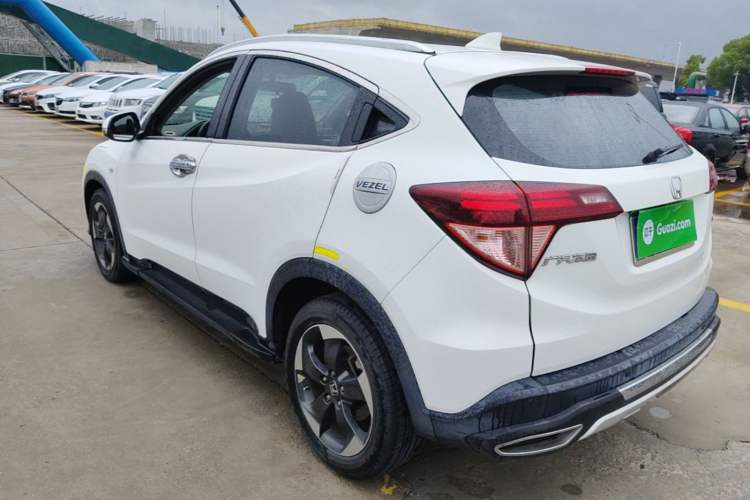 Used Honda Vezel 2017 1.8L CVT Front-Wheel Drive Pioneer Edition Exterior 2