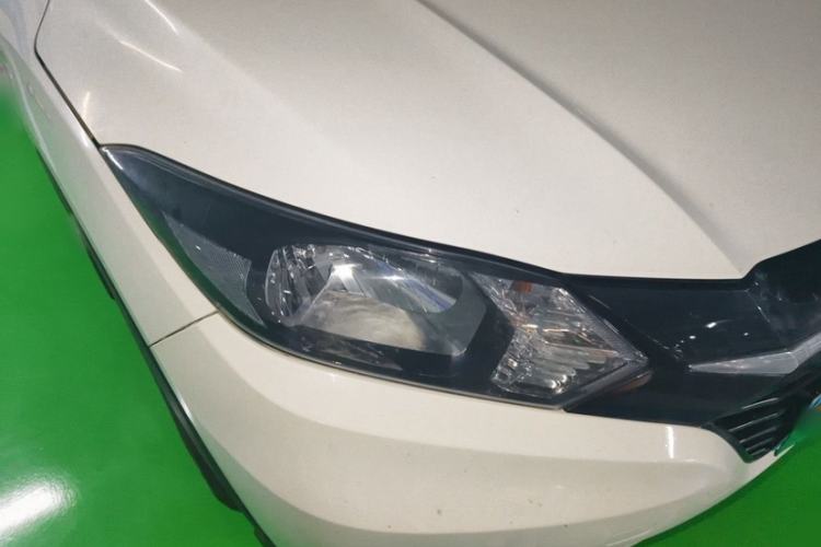 Used Honda Vezel 2017 1.5L CVT 2WD Comfort Model Exterior 3
