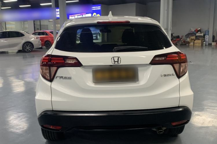 Used Honda Vezel 2017 1.8L CVT Front-Wheel Drive Pioneer Edition Exterior 4