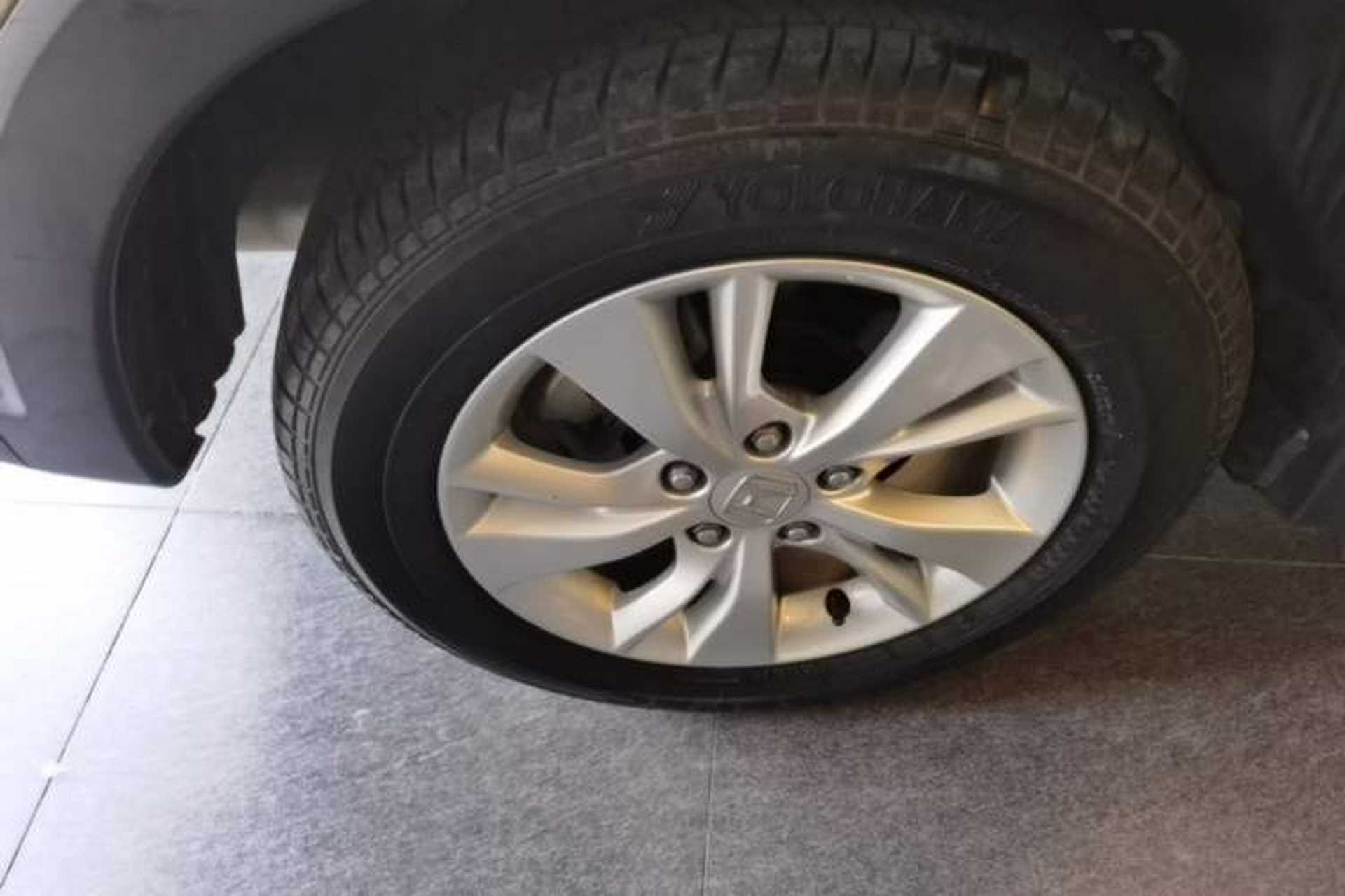 Used Honda Vezel 2017 1.5L CVT 2WD Comfort Model Exterior 5