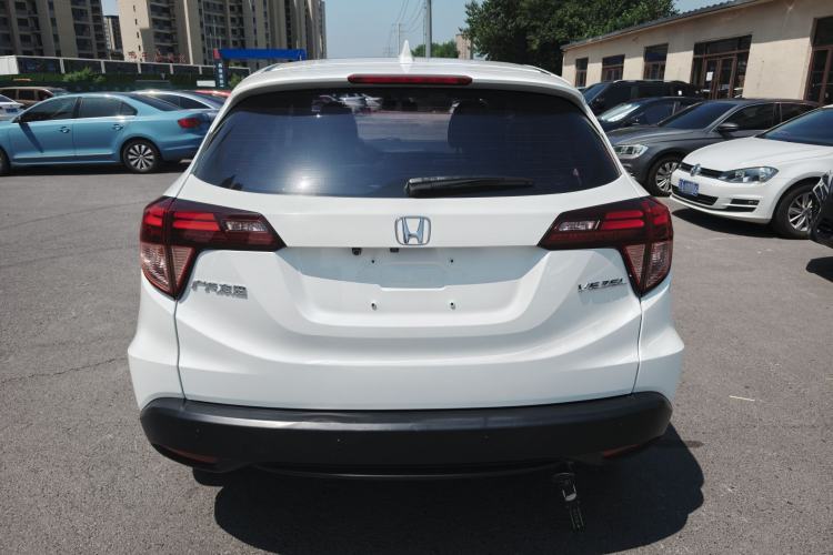 Used Honda Vezel 2017 1.8L CVT Front-Wheel Drive Pioneer Edition Exterior 5