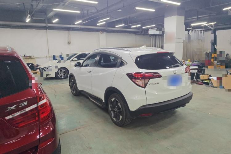 Used Honda Vezel 2017 1.8L CVT Front-Wheel Drive Pioneer Edition Exterior 6