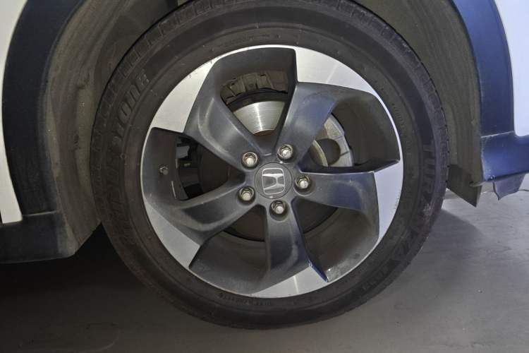 Used Honda Vezel 2017 1.8L CVT Front-Wheel Drive Pioneer Edition Exterior 7
