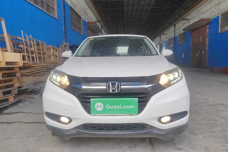 Used Honda Vezel 2017 1.8L CVT Front-Wheel Drive Pioneer Edition Front