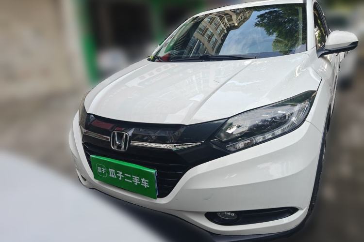 Used Honda Vezel 2017 1.8L CVT Front-Wheel Drive Pioneer Edition Front