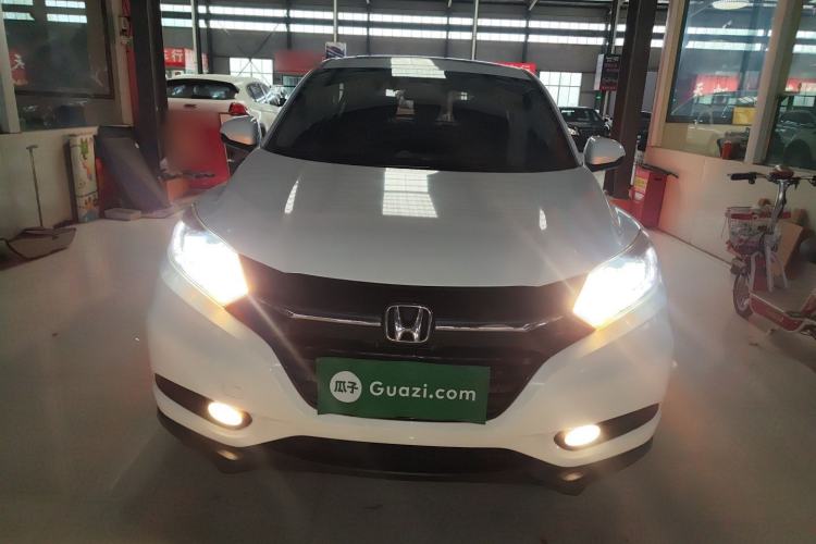 Used Honda Vezel 2017 1.8L CVT Front-Wheel Drive Pioneer Edition Front